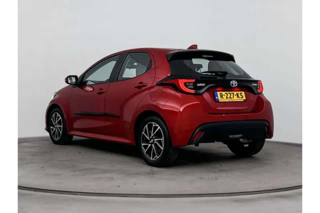 Toyota Yaris (2022) thumbnail 4