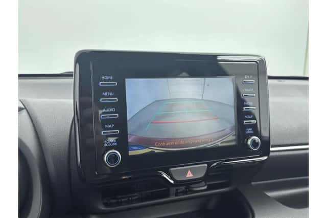 Toyota Yaris (2022) thumbnail 5