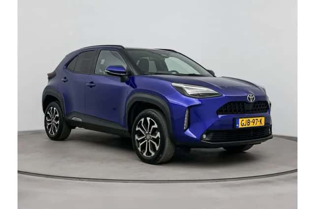 Toyota Yaris Cross (2024) thumbnail 1