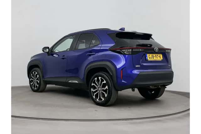 Toyota Yaris Cross (2024) thumbnail 4