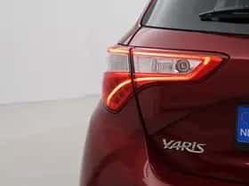 Toyota Yaris (2020) thumbnail 16