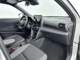 Toyota Yaris Cross (2025) thumbnail 25