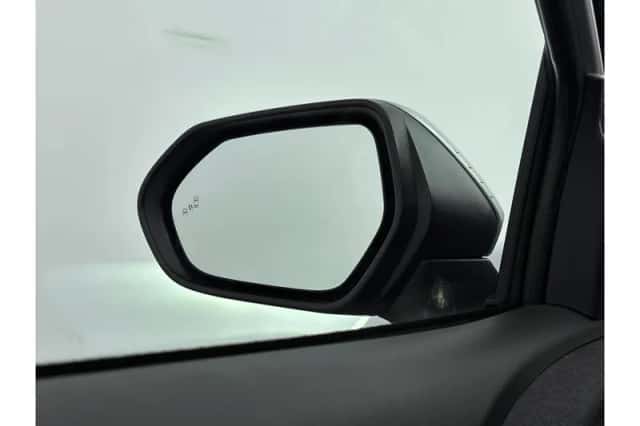 Toyota Yaris Cross (2025) thumbnail 5
