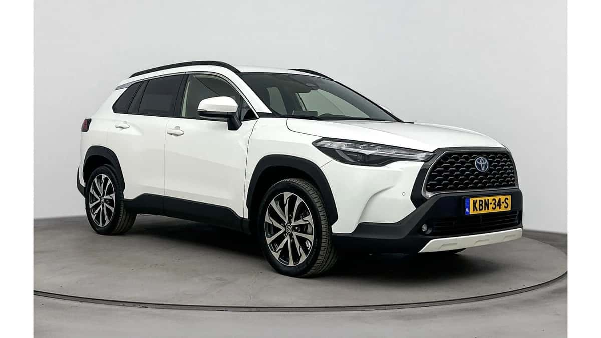 Toyota Corolla (2024) — foto 1