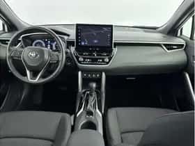 Toyota Corolla (2024) thumbnail 2