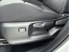 Toyota Corolla (2024) thumbnail 12