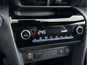 Toyota Yaris Cross (2022) thumbnail 6