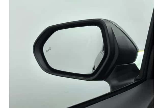 Toyota Yaris Cross (2025) thumbnail 5