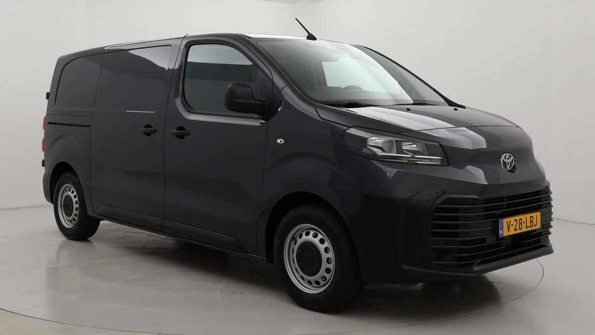 Toyota Proace (2024) — foto 1