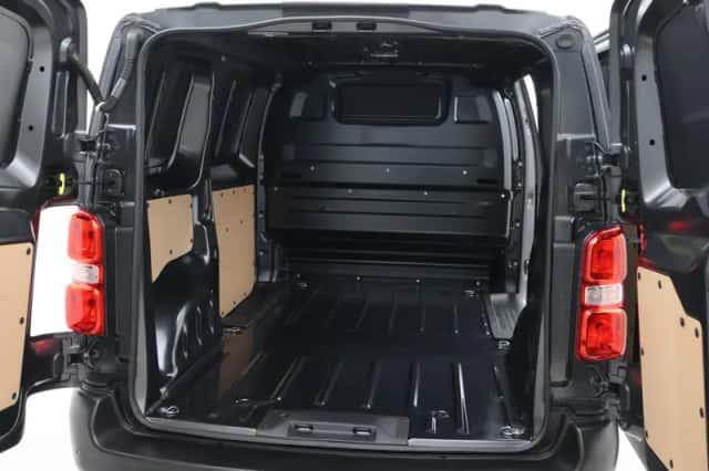 Toyota Proace (2024) thumbnail 5