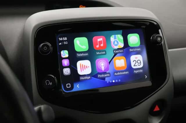 Toyota Aygo (2021) thumbnail 5