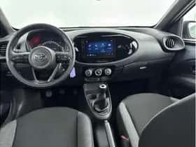 Toyota Aygo X (2024) thumbnail 2