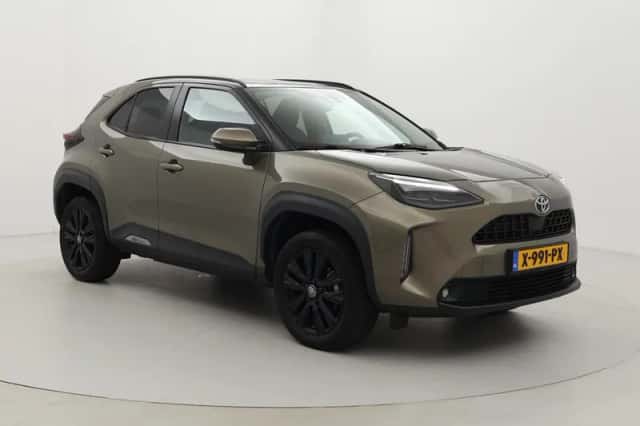 Toyota Yaris Cross (2024) thumbnail 1