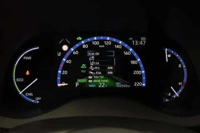 Toyota Yaris Cross (2024) thumbnail 3