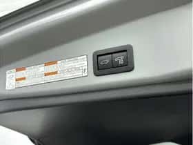 Toyota Corolla (2025) thumbnail 7