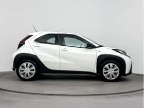 Toyota Aygo X (2024) thumbnail 9