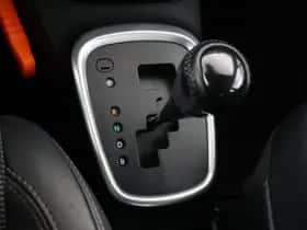 Toyota Yaris (2017) thumbnail 30