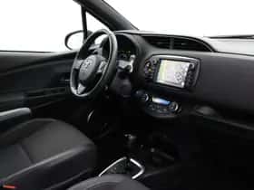 Toyota Yaris (2017) thumbnail 35