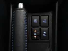 Toyota Yaris (2017) thumbnail 8