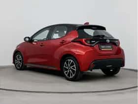 Toyota Yaris (2021) thumbnail 4