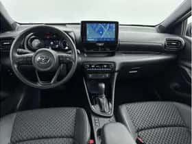Toyota Yaris (2023) thumbnail 2