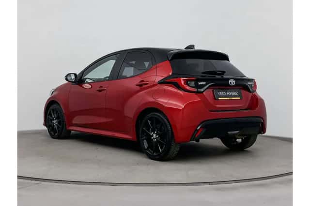 Toyota Yaris (2023) thumbnail 4
