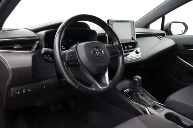 Toyota Corolla (2019) thumbnail 2