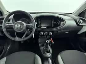 Toyota Aygo X (2023) thumbnail 2
