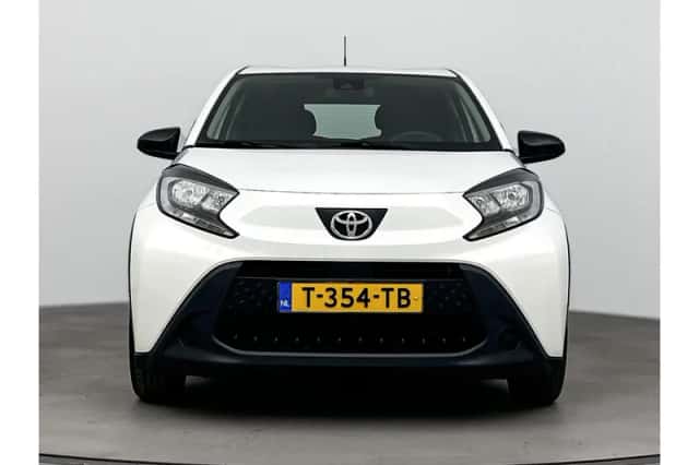 Toyota Aygo X (2023) thumbnail 6
