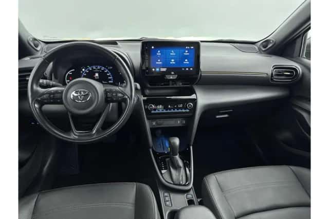Toyota Yaris Cross (2021) thumbnail 2