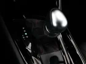 Toyota C-HR (2022) thumbnail 36