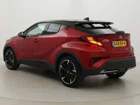 Toyota C-HR (2022) thumbnail 5