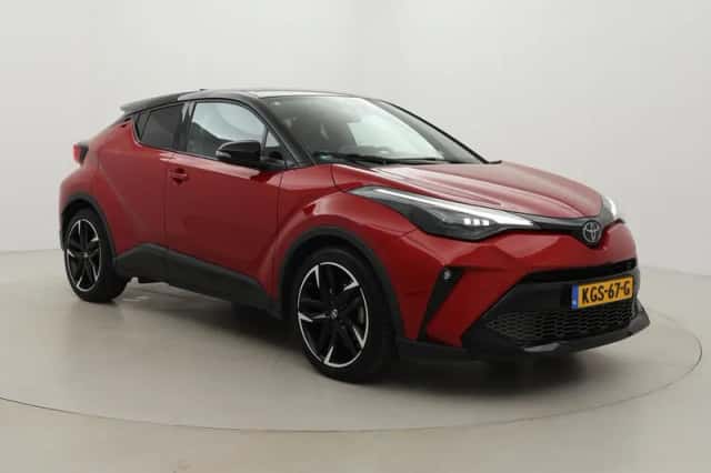 Toyota C-HR (2022) thumbnail 1