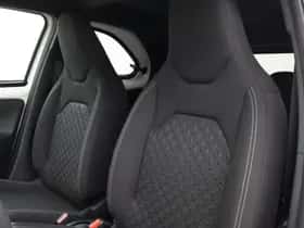 Toyota Aygo X (2025) thumbnail 10