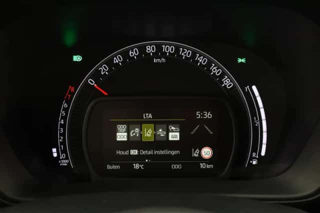 Toyota Aygo X (2025) thumbnail 3