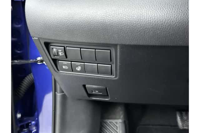 Toyota Yaris (2025) thumbnail 6
