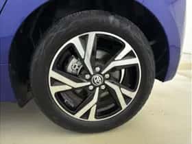 Toyota Yaris (2025) thumbnail 7