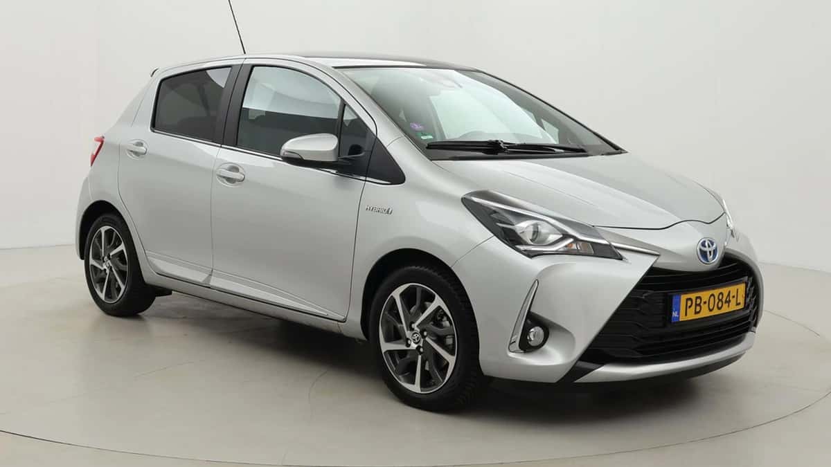 Toyota Yaris (2017) — foto 1