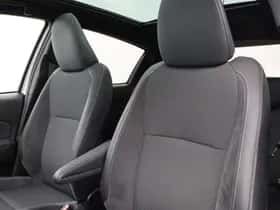 Toyota Yaris (2017) thumbnail 13
