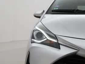 Toyota Yaris (2017) thumbnail 14