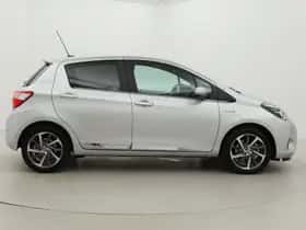 Toyota Yaris (2017) thumbnail 23