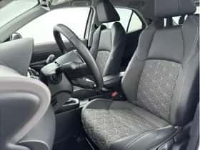 Toyota Yaris Cross (2021) thumbnail 10