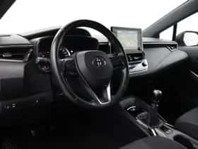 Toyota Corolla (2020) thumbnail 2