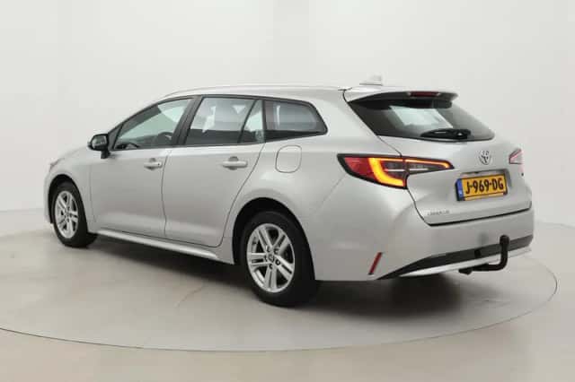 Toyota Corolla (2020) thumbnail 4