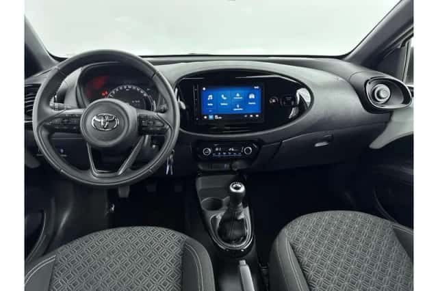 Toyota Aygo X (2025) thumbnail 2