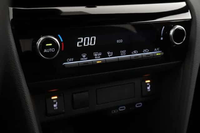 Toyota Yaris Cross (2026) thumbnail 6
