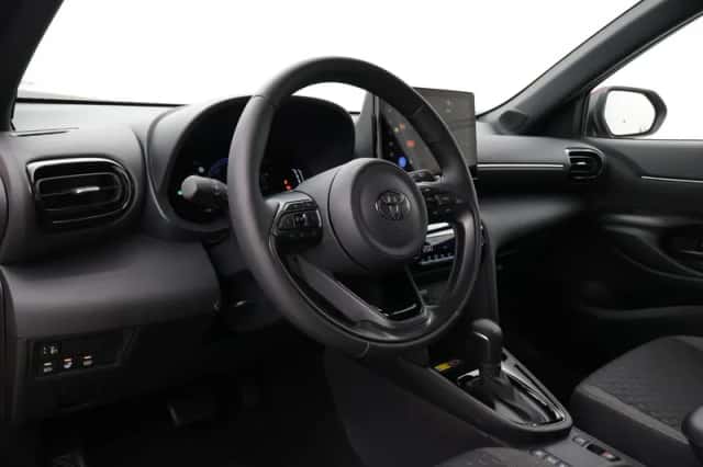 Toyota Yaris Cross (2026) thumbnail 2