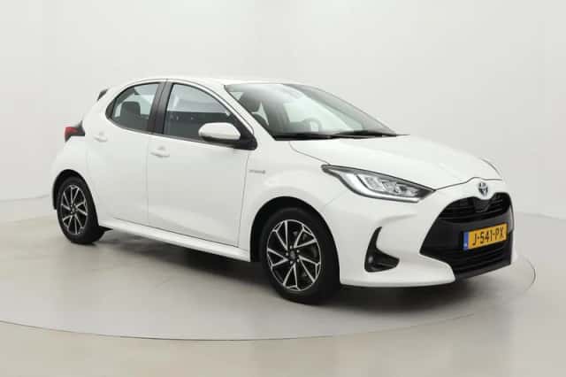 Toyota Yaris (2020) thumbnail 1
