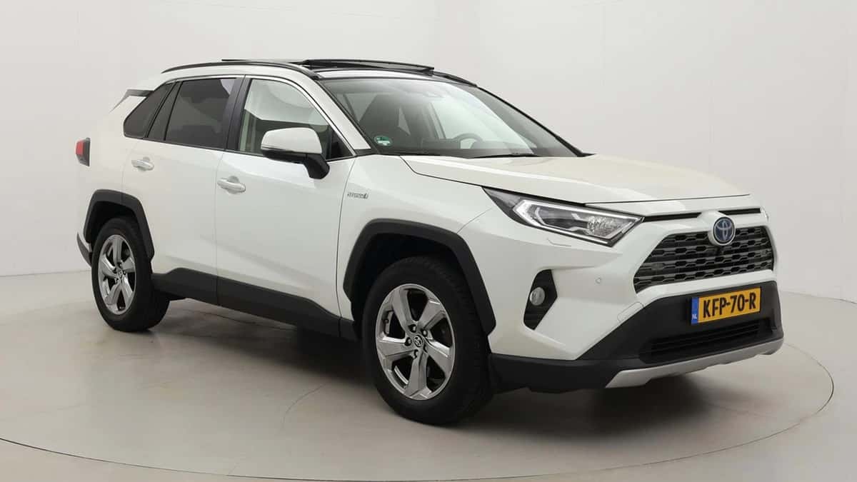 Toyota RAV4 (2020) — foto 1