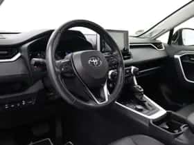 Toyota RAV4 (2020) thumbnail 2